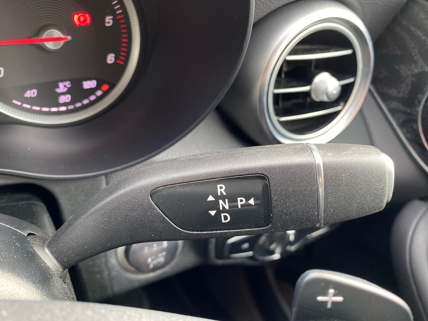 Used Mercedes-Benz GLC 2018 for sale - 76830684: Photo 29