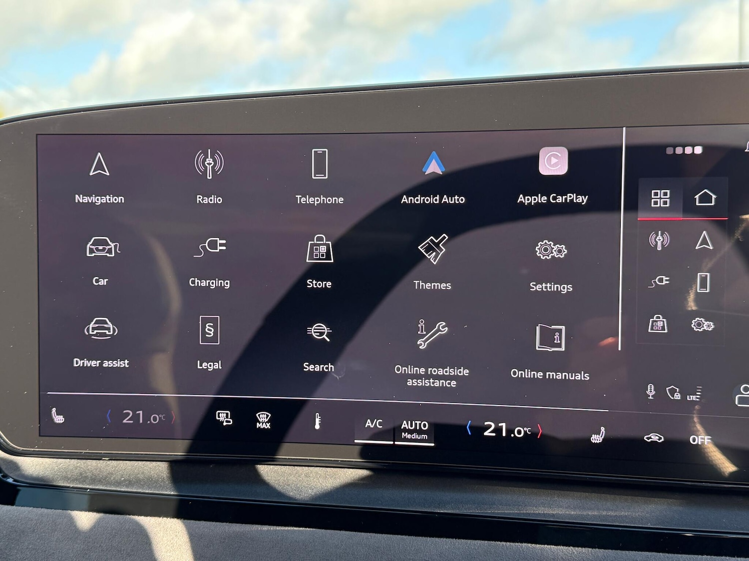 Used Audi Q6 e-tron 2025 for sale - 76898733: Photo 17