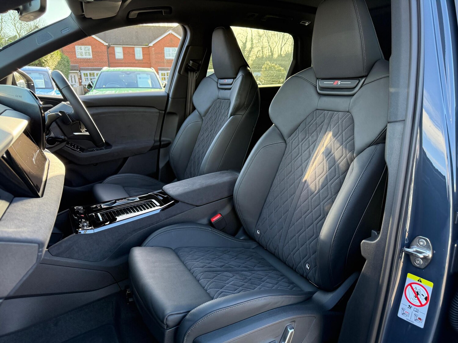 Used Audi Q6 e-tron 2025 for sale - 76898733: Photo 34