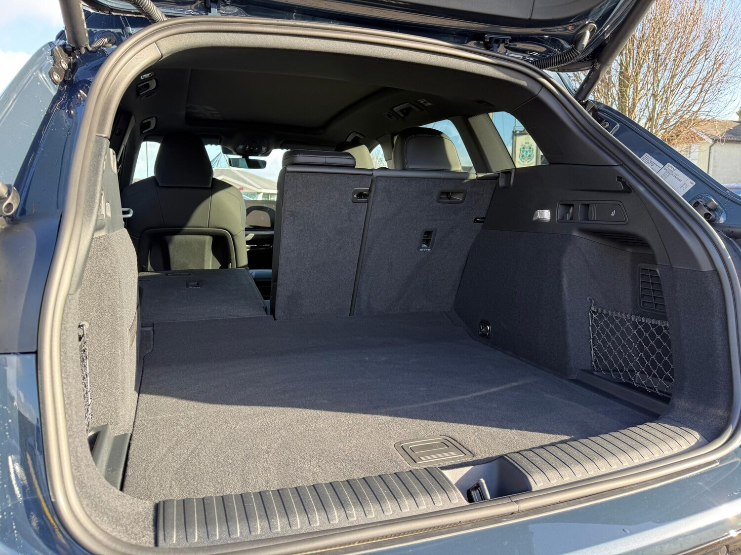 Used Audi Q6 e-tron 2025 for sale - 76898733: Photo 43