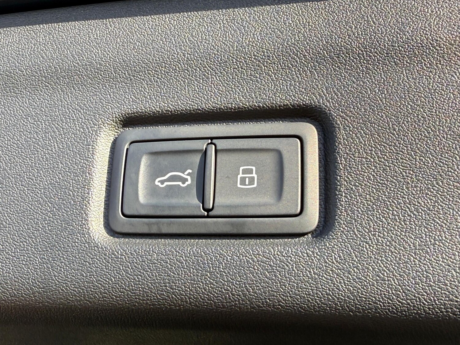 Used Audi Q6 e-tron 2025 for sale - 76898733: Photo 45