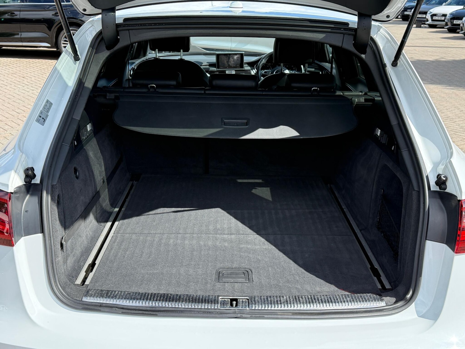 Vehicle 33