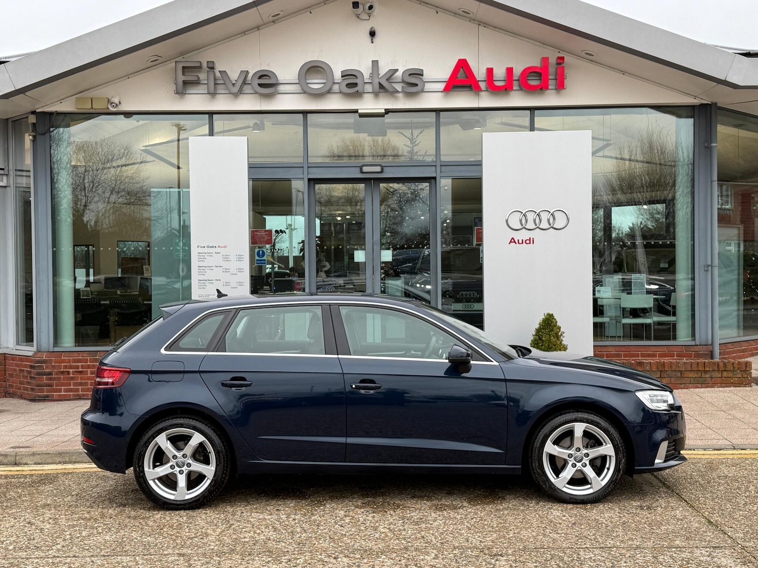 Used Audi A3 2019 for sale - 76975579: Photo 2