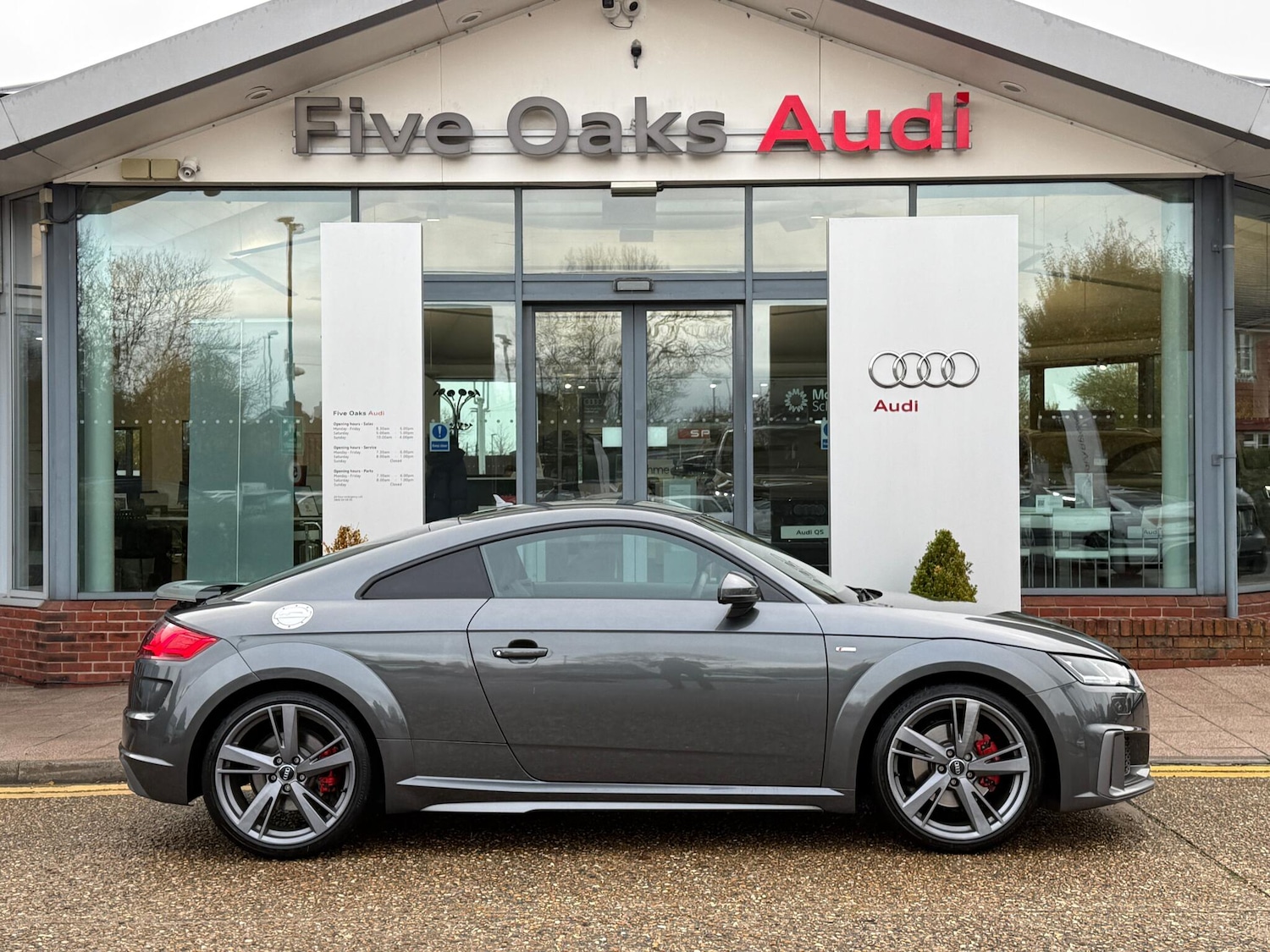 Used Audi TT 2020 for sale - 76527644: Photo 2