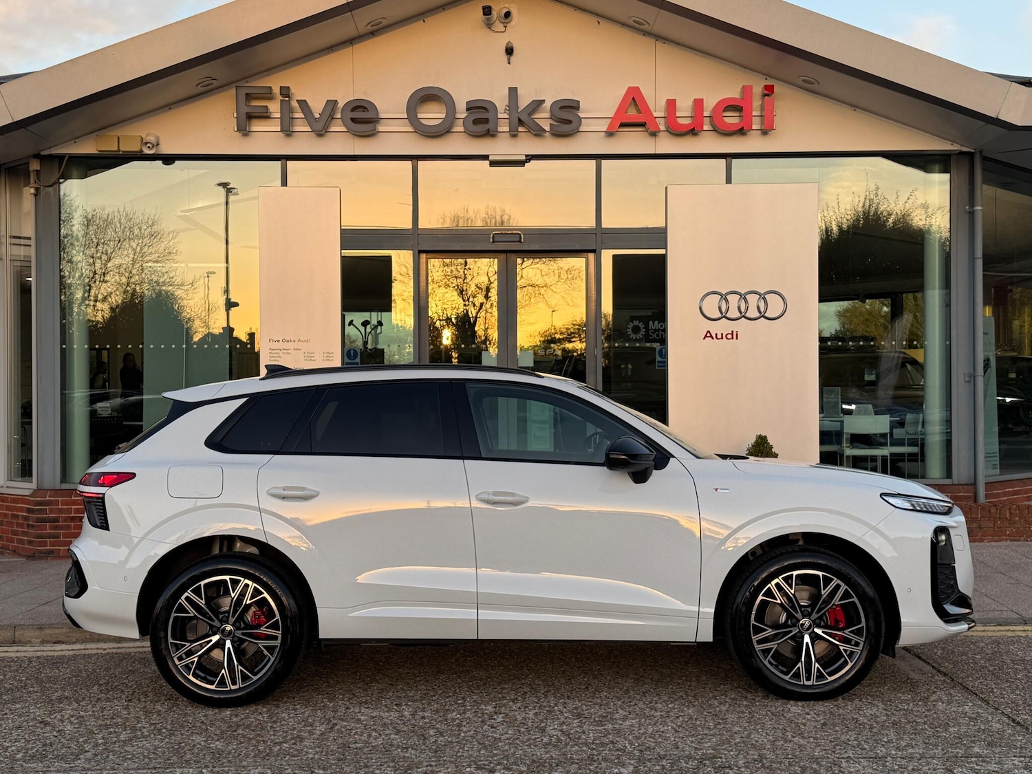 Used Audi Q3 2025 for sale - 77695401: Photo 2