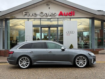 Used Audi RS4 Avant 2024 for sale - 77291421: Photo