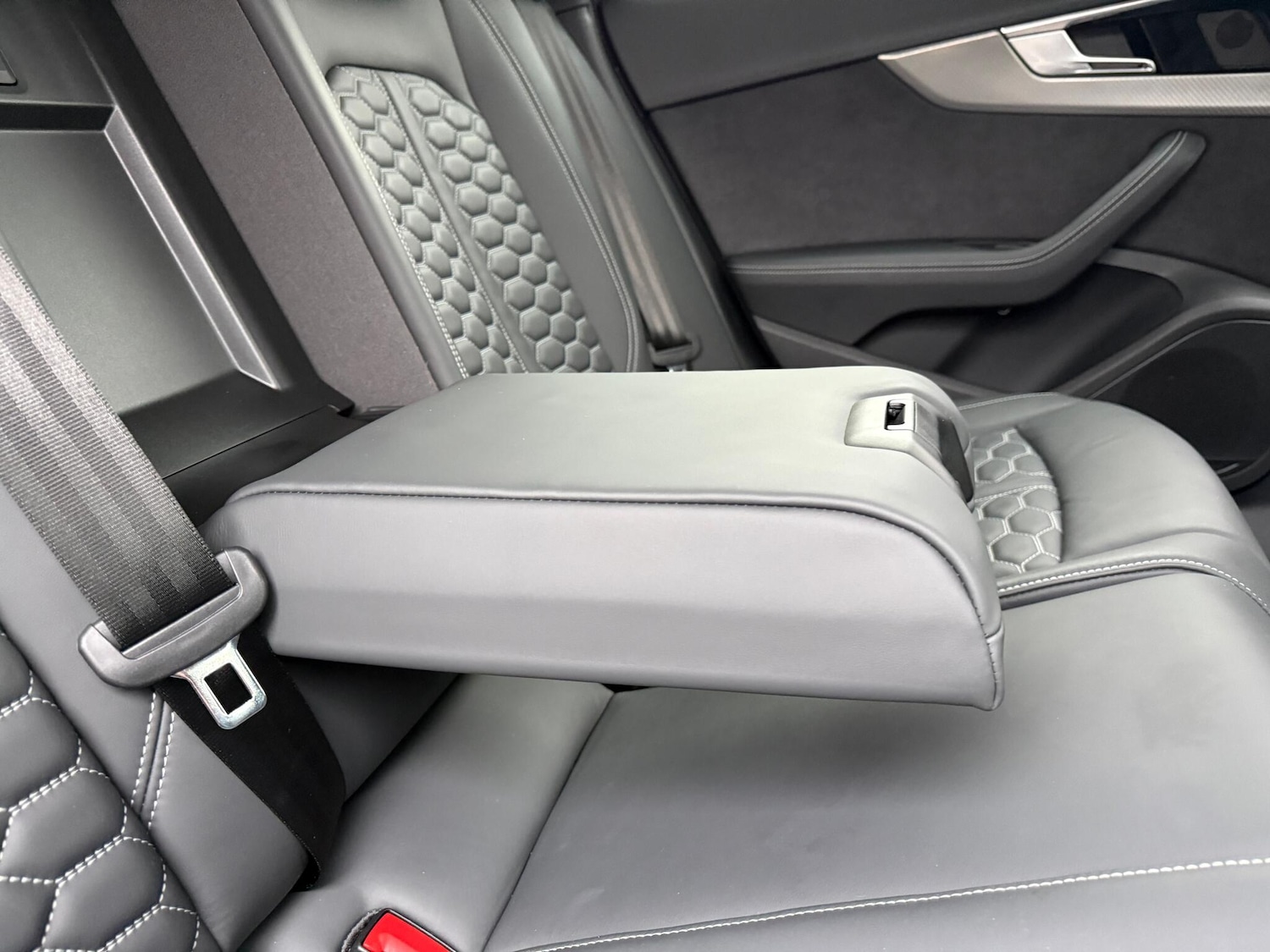 Used Audi RS4 2024 for sale - 77291421: Photo 45