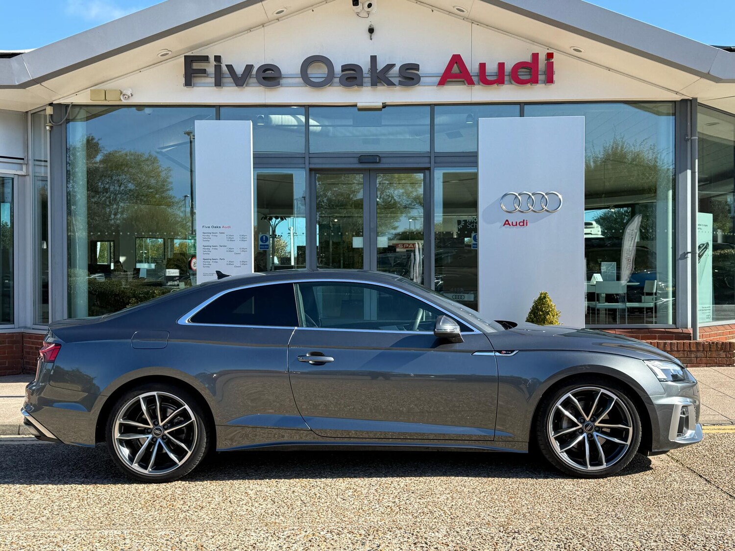 Used Audi A5 2023 for sale - 76189475: Photo 2