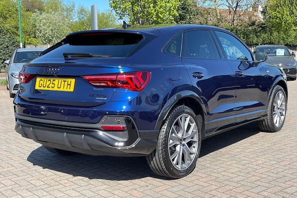Used Audi Q3 2025 for sale - 76326838: Photo 3