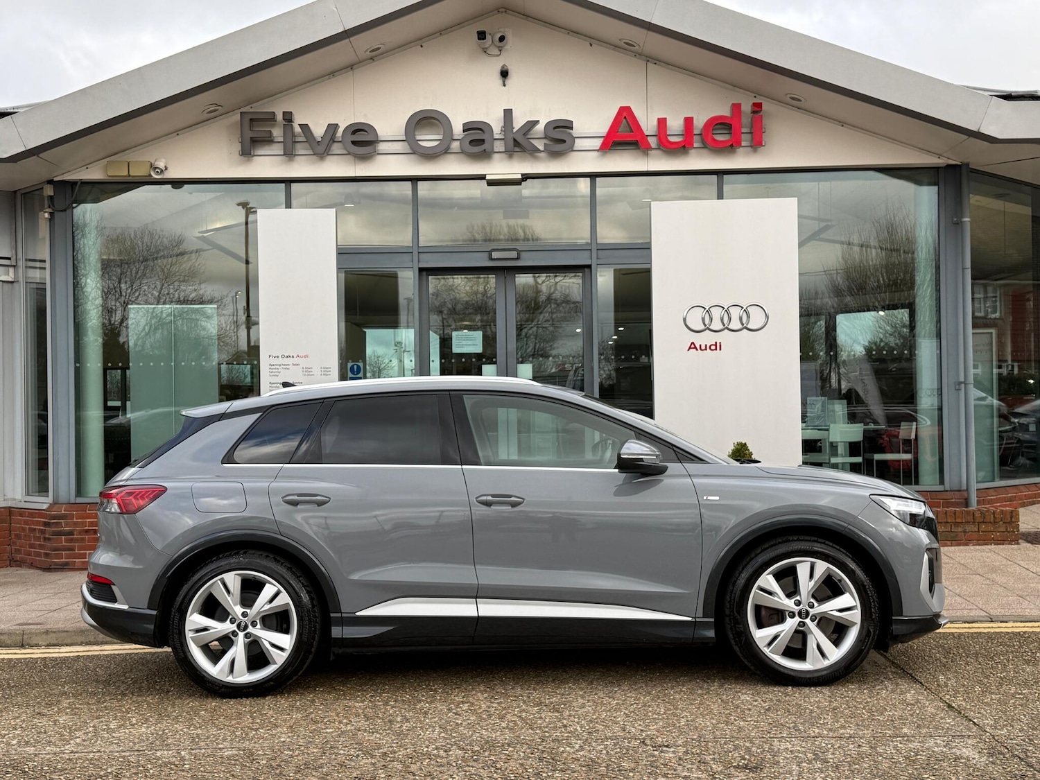 Used Audi Q4 e-tron for sale - 77279881: Photo 2