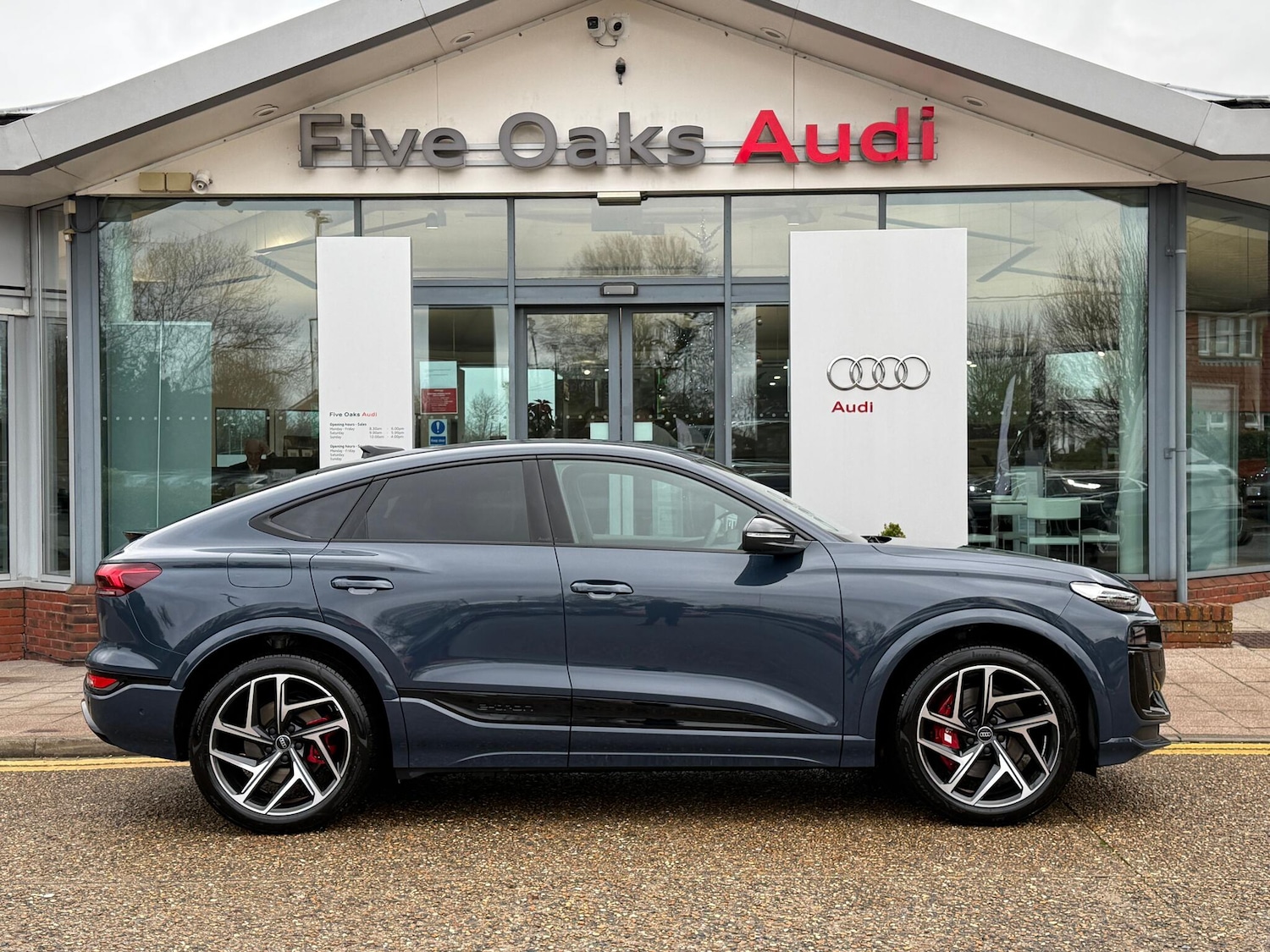 Used Audi Q6 e-tron 2025 for sale - 76866161: Photo 2