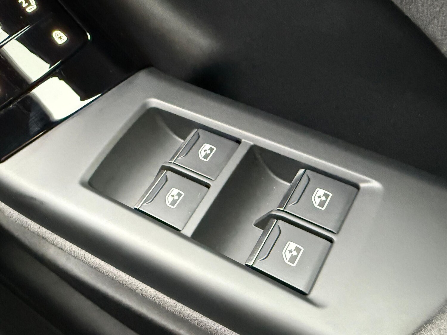 Used Audi Q6 e-tron 2025 for sale - 76866161: Photo 23