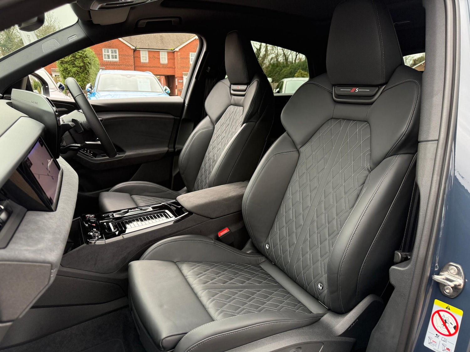 Used Audi Q6 e-tron 2025 for sale - 76866161: Photo 34