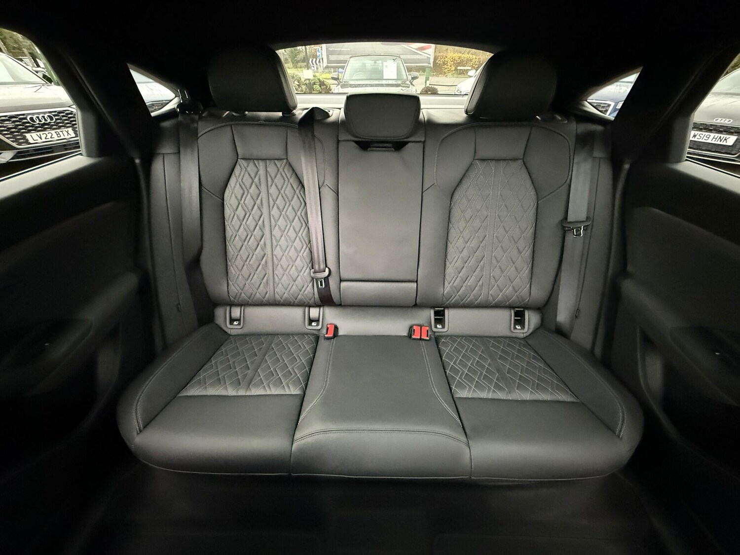 Used Audi Q6 e-tron 2025 for sale - 76866161: Photo 46