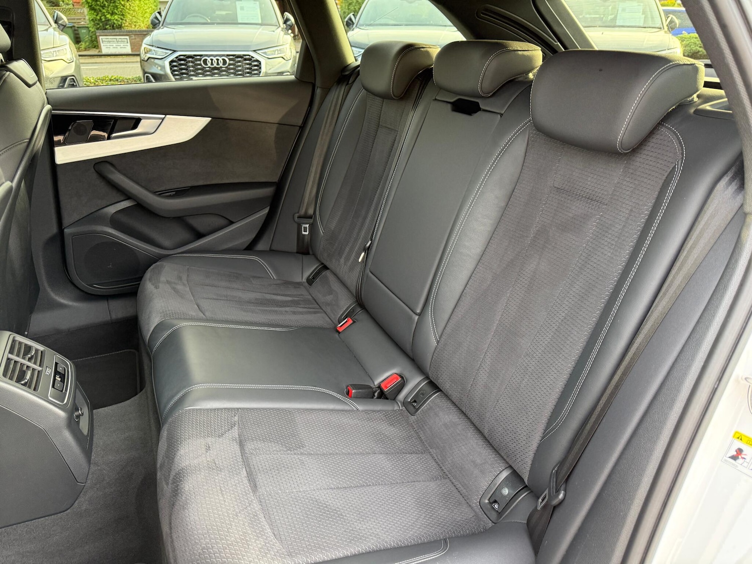 Used Audi A4 Avant 2022 for sale - 76550163: Photo 39