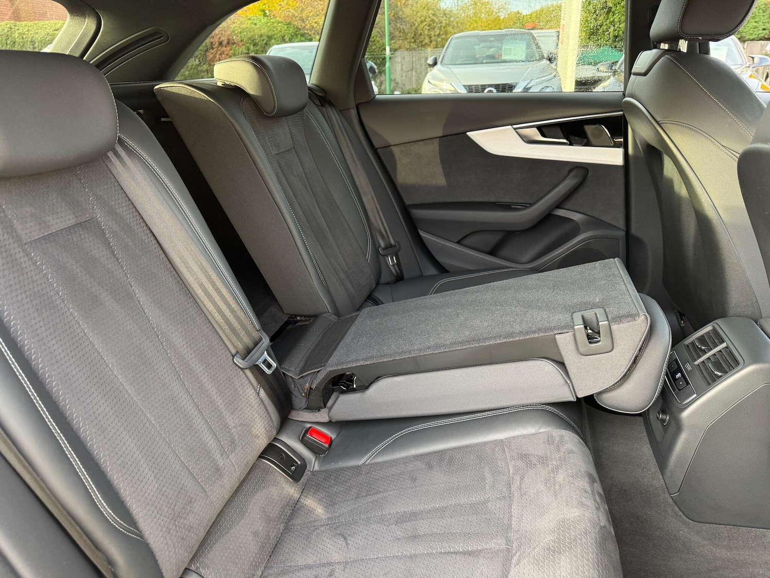 Used Audi A4 Avant 2022 for sale - 76550163: Photo 43