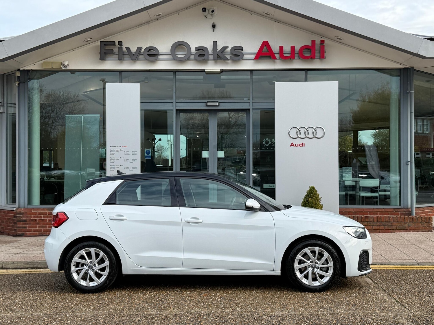 Used Audi A1 2020 for sale - 76550473: Photo 2