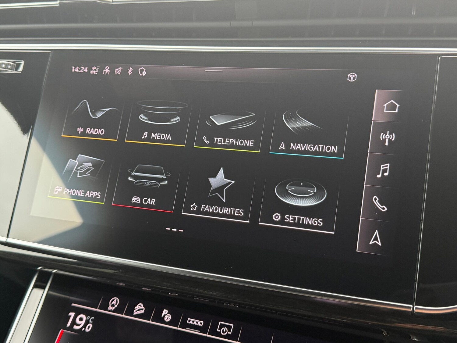 Used Audi Q8 2023 for sale - 76283813: Photo 16