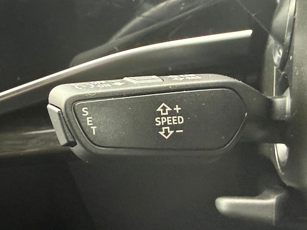 Used Audi Q8 2023 for sale - 76283813: Photo 20