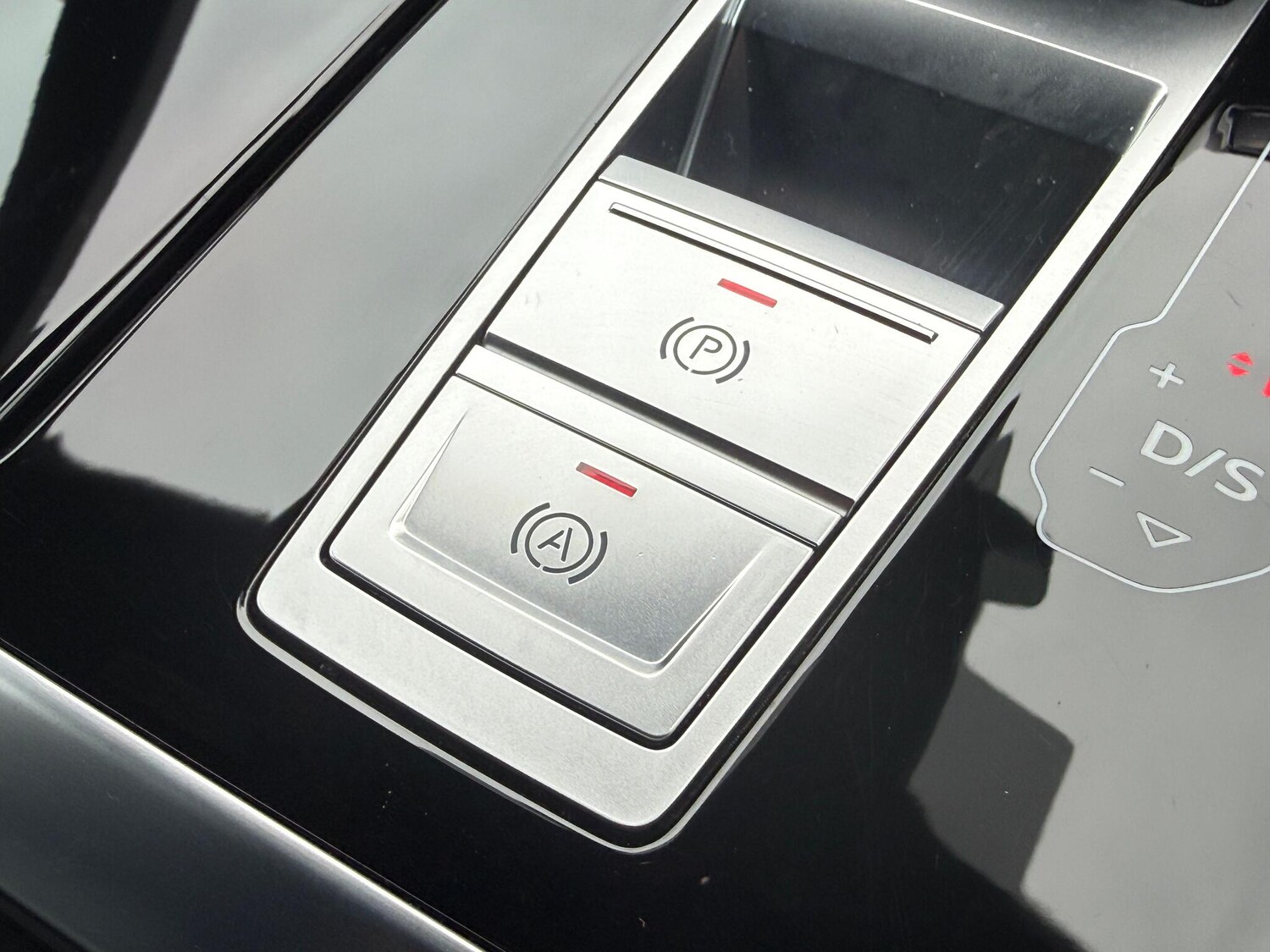 Used Audi Q8 2023 for sale - 76283813: Photo 40