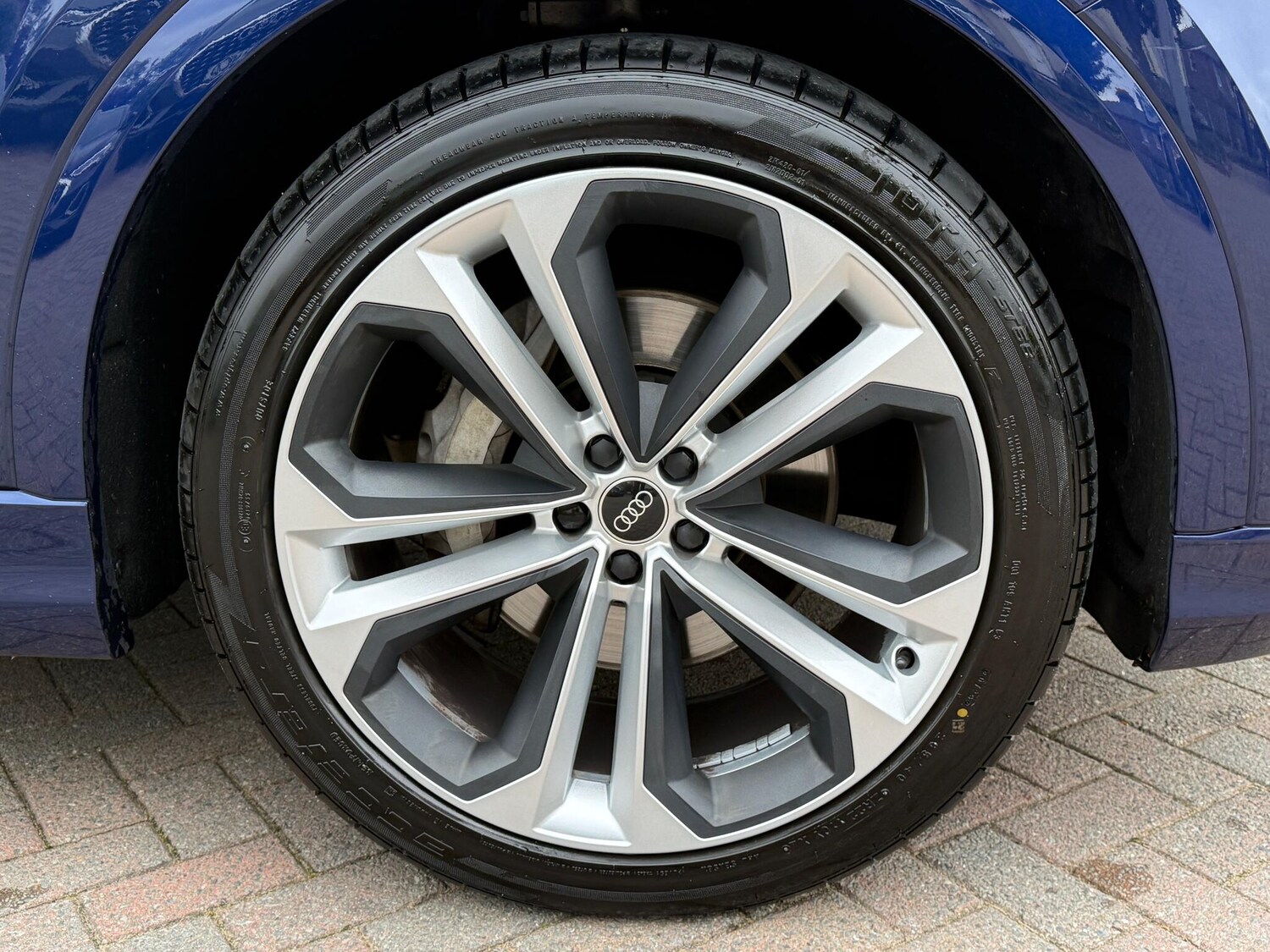 Used Audi Q8 2023 for sale - 76283813: Photo 51