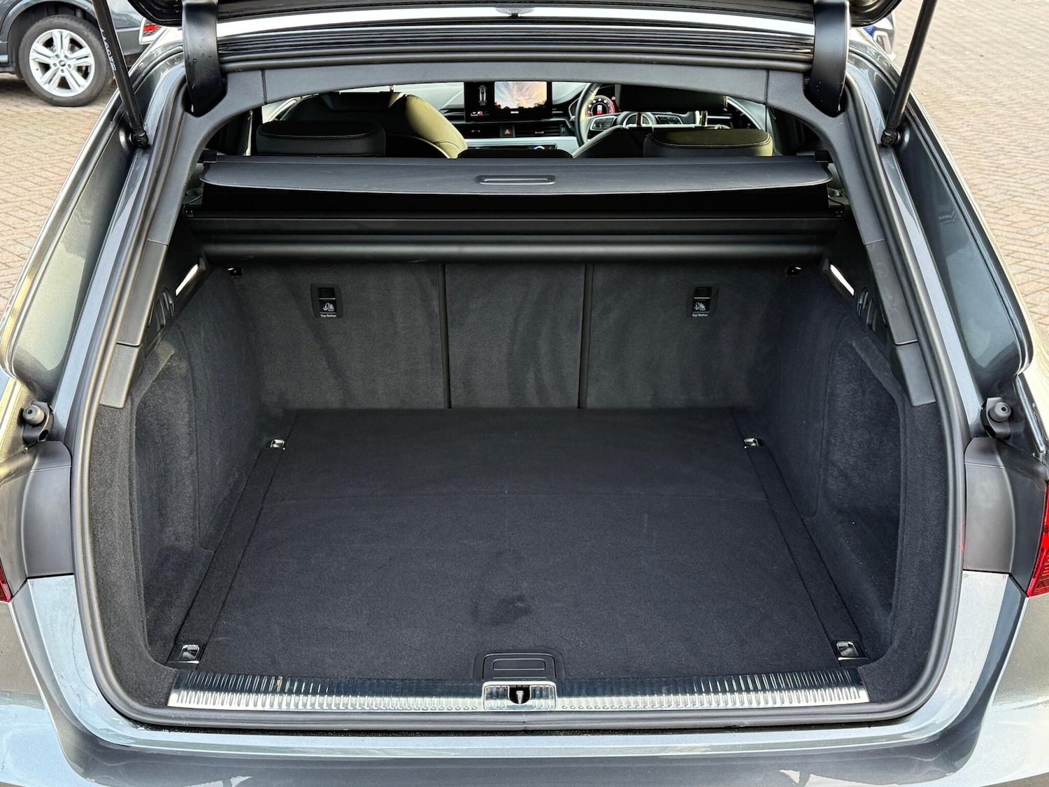 Used Audi A4 2022 for sale - 76572654: Photo 31