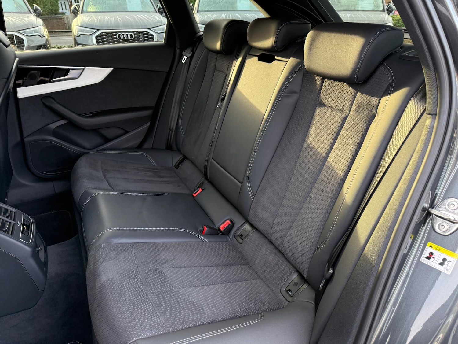 Used Audi A4 2022 for sale - 76572654: Photo 39