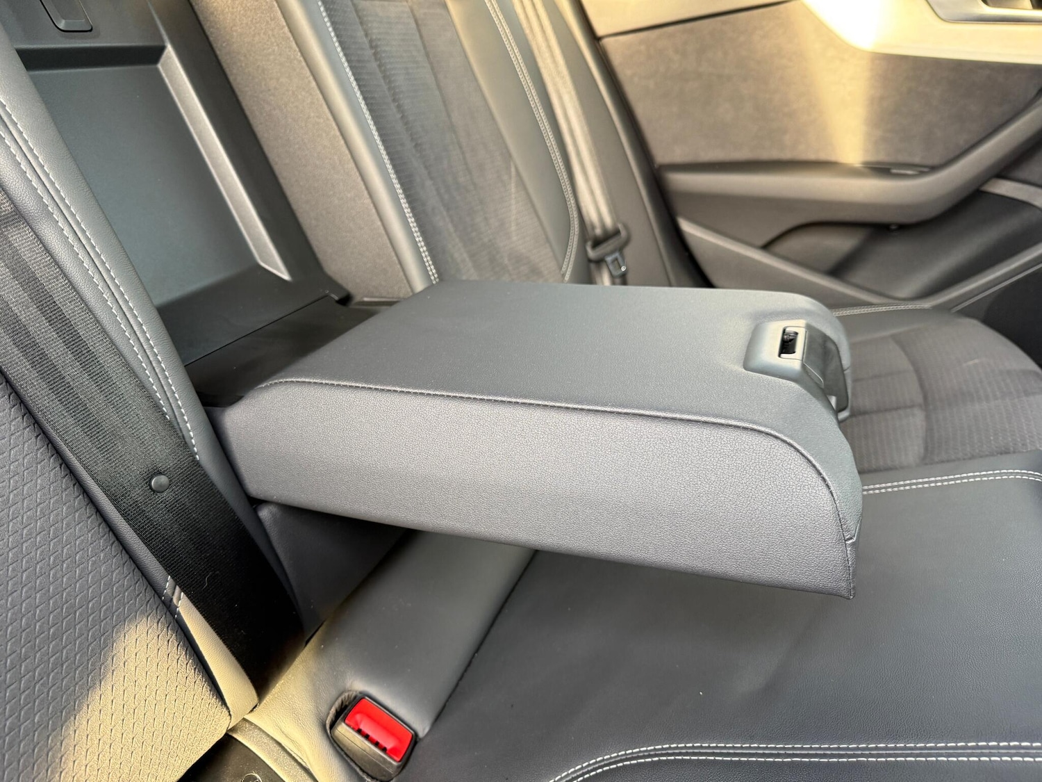 Used Audi A4 2022 for sale - 76572654: Photo 42