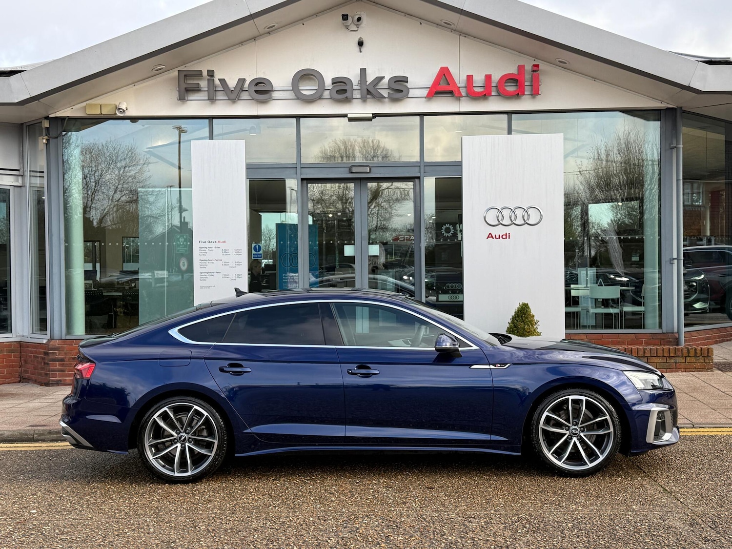Used Audi A5 2023 for sale - 76742788: Photo 2