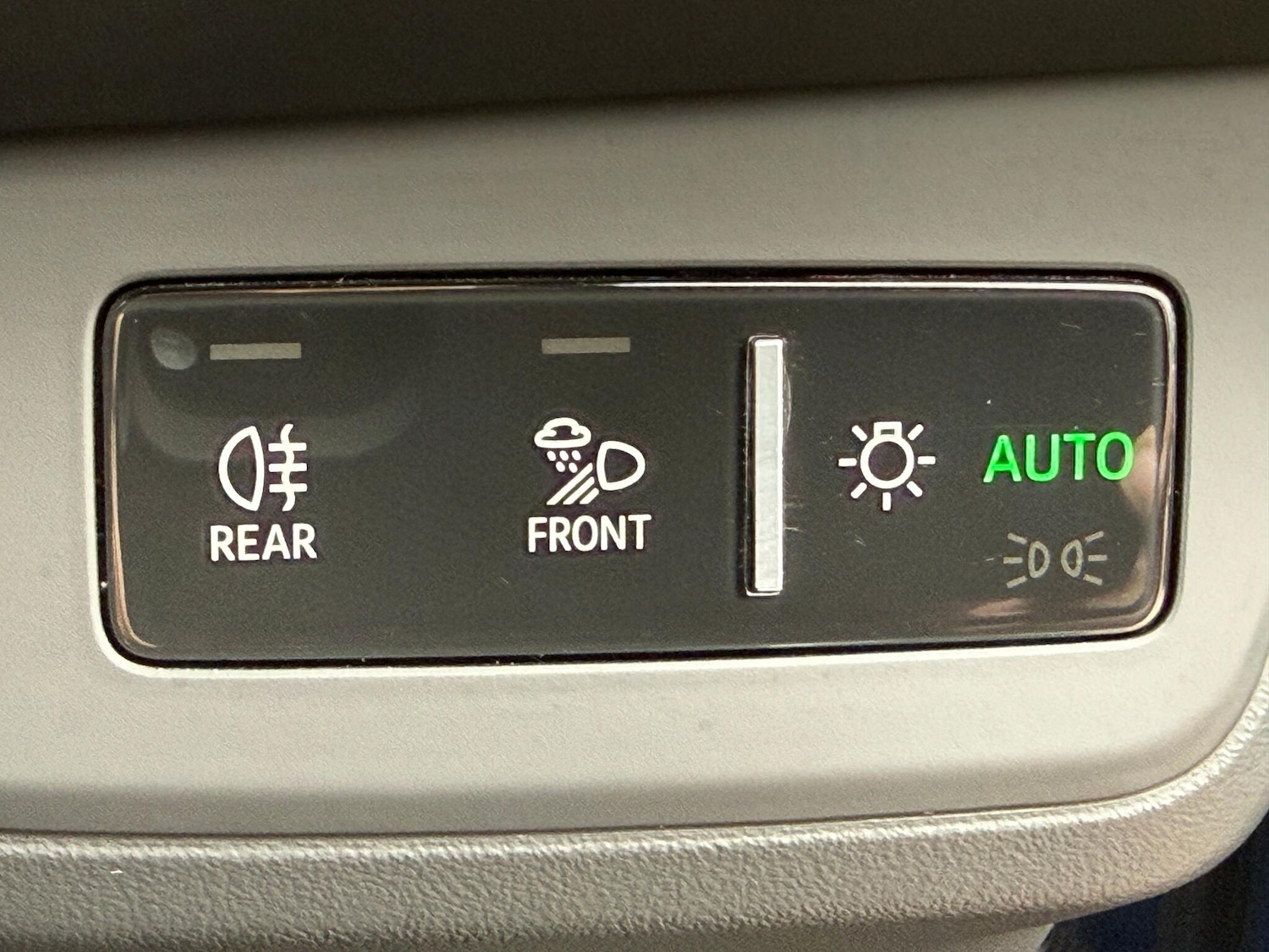 Used Audi RS e-tron GT 2023 for sale - 76942620: Photo 27