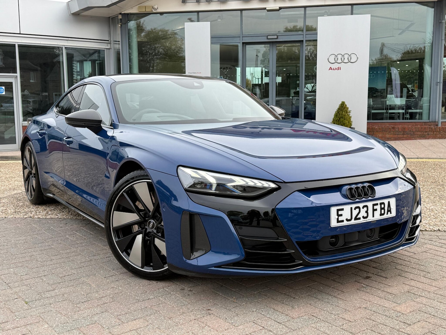 Used Audi RS e-tron GT 2023 for sale - 76942620: Photo 28