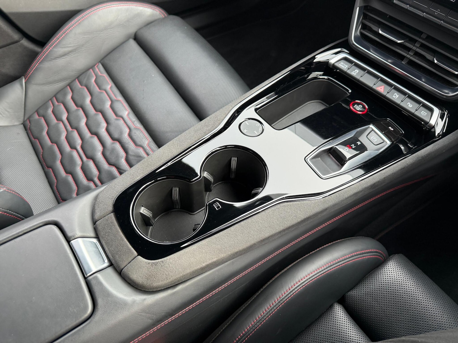 Used Audi RS e-tron GT 2023 for sale - 76942620: Photo 45