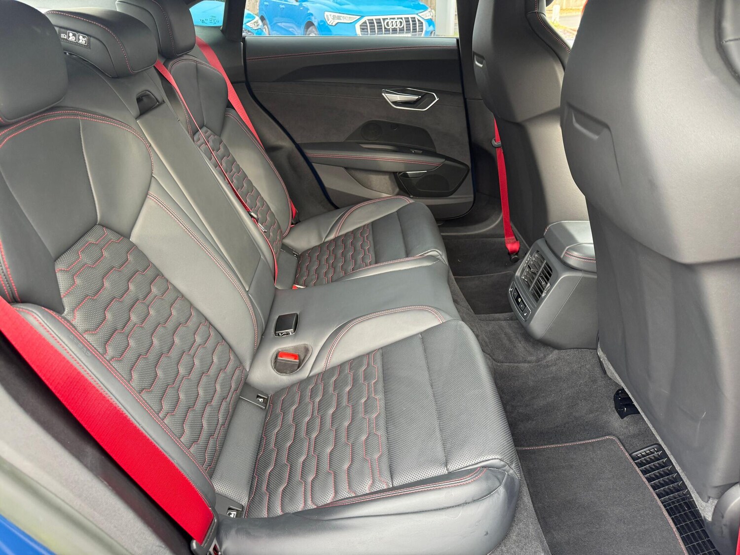 Used Audi RS e-tron GT 2023 for sale - 76942620: Photo 51