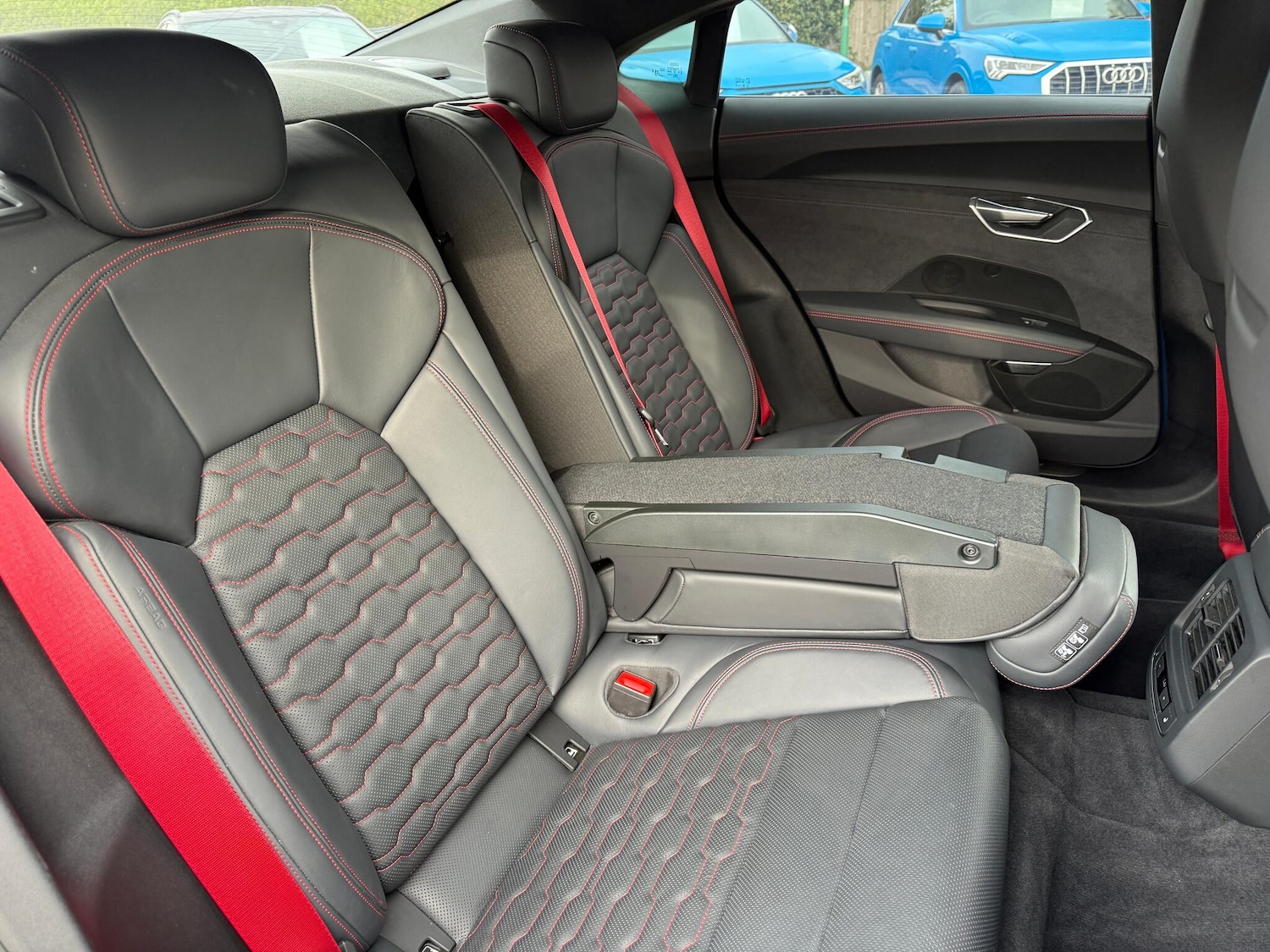 Used Audi RS e-tron GT 2023 for sale - 76942620: Photo 53