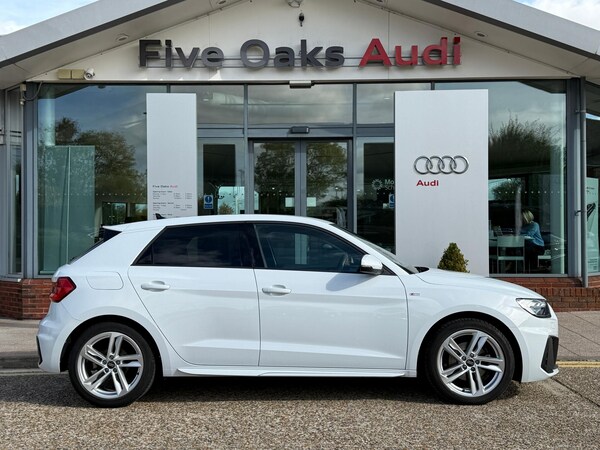 Used Audi A1 2023 for sale - 76246952: Photo 2