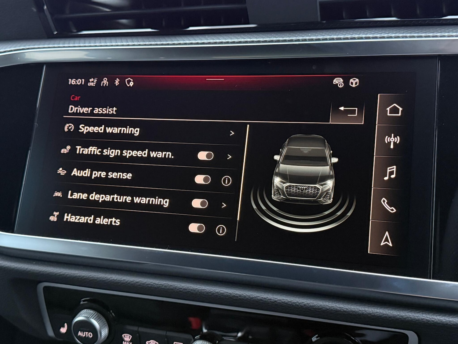 Used Audi Q3 for sale - 77497007: Photo 10