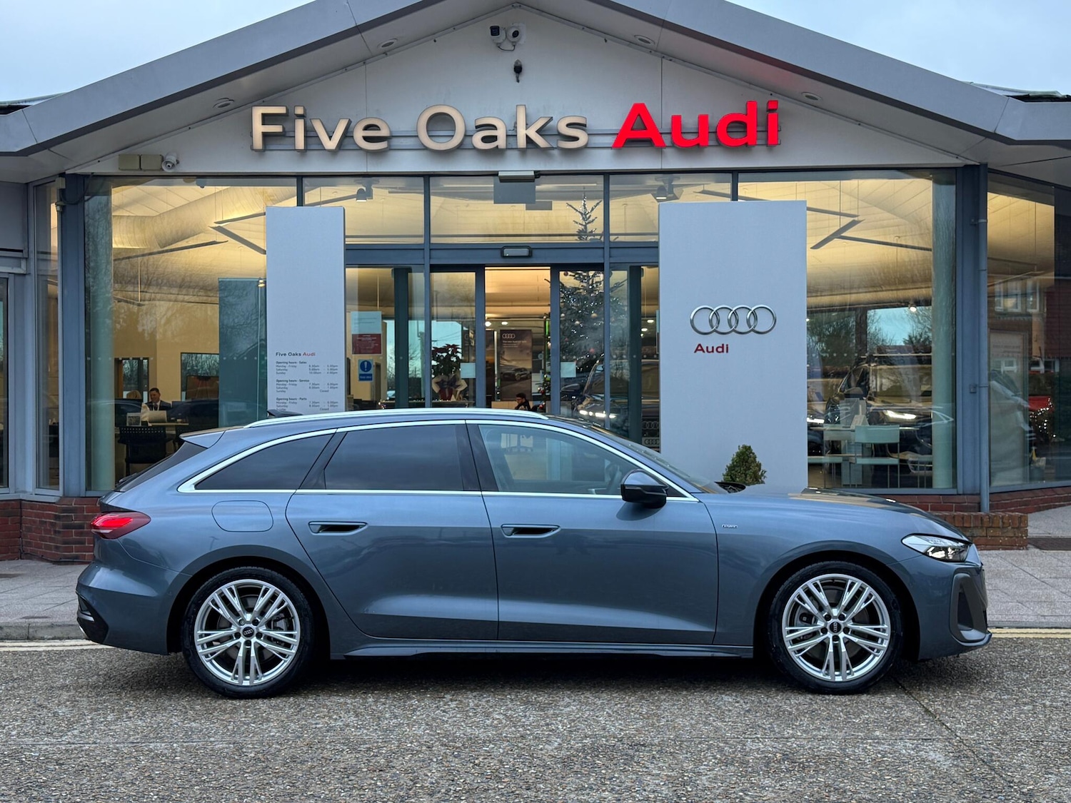 Used Audi A5 2025 for sale - 76918600: Photo 2