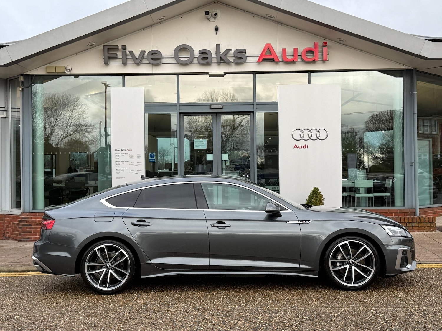 Used Audi A5 2023 for sale - 77410833: Photo 2