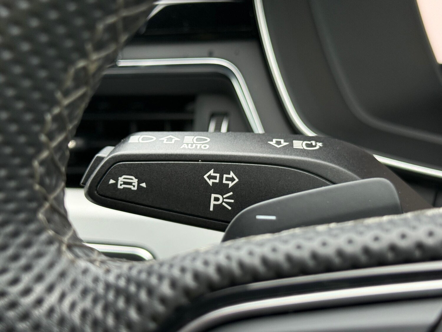 Used Audi A4 2023 for sale - 77345523: Photo 14