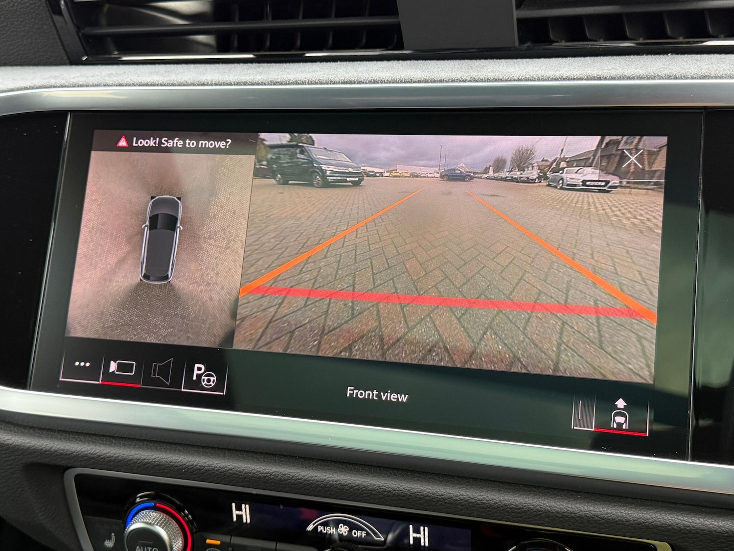 Used Audi Q3 2021 for sale - 77156457: Photo 10