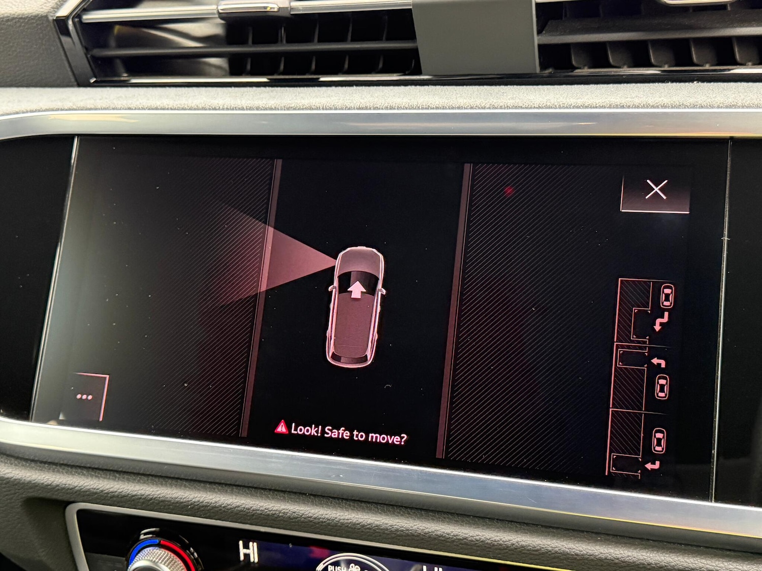 Used Audi Q3 2021 for sale - 77156457: Photo 11