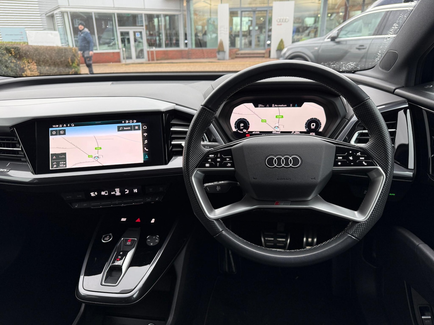 Used Audi Q4 e-tron 2021 for sale - 77290420: Photo 5