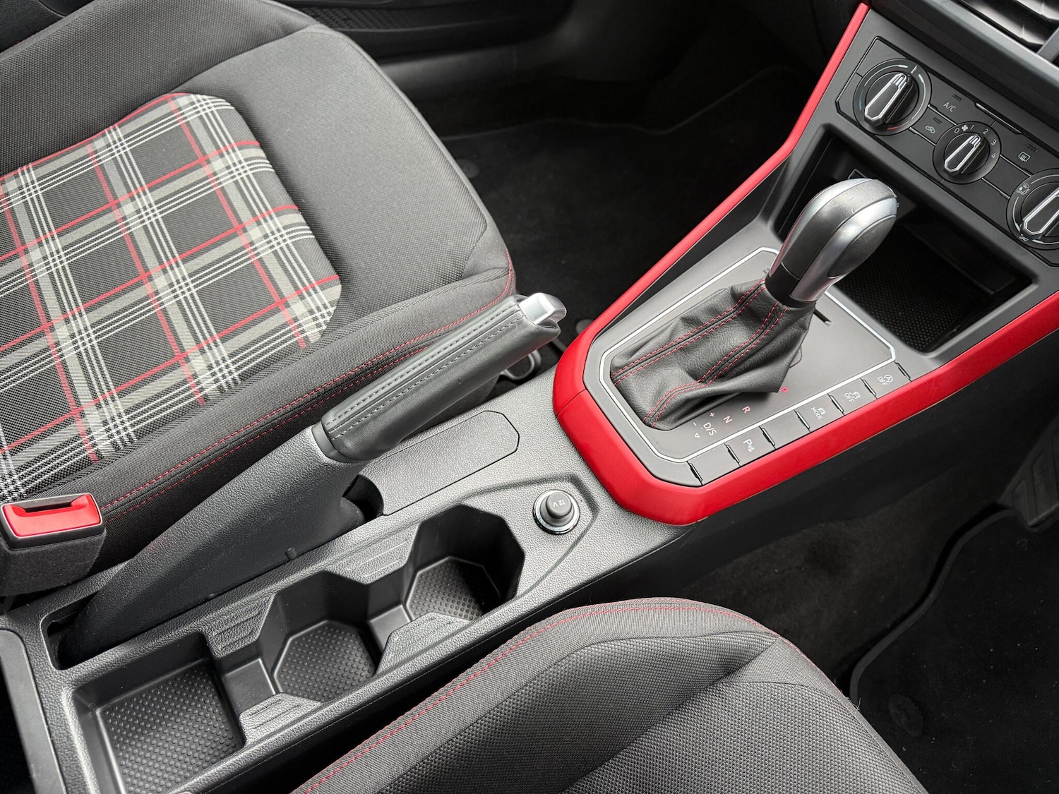 Used Volkswagen Polo 2020 for sale - 77412012: Photo 37