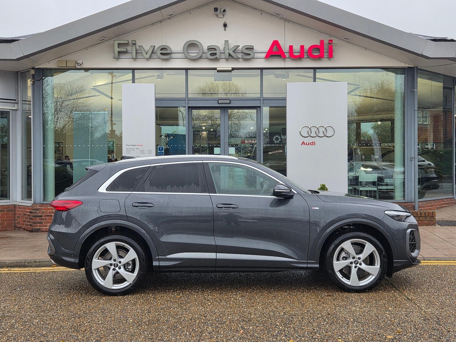 Used Audi Q5 2025 for sale - 77646376: Photo 2