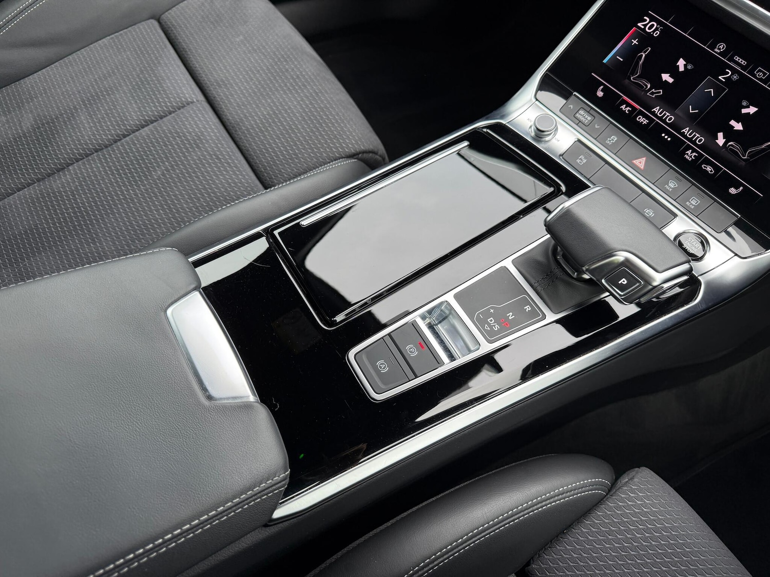 Used Audi A6 Saloon 2022 for sale - 76153147: Photo 38