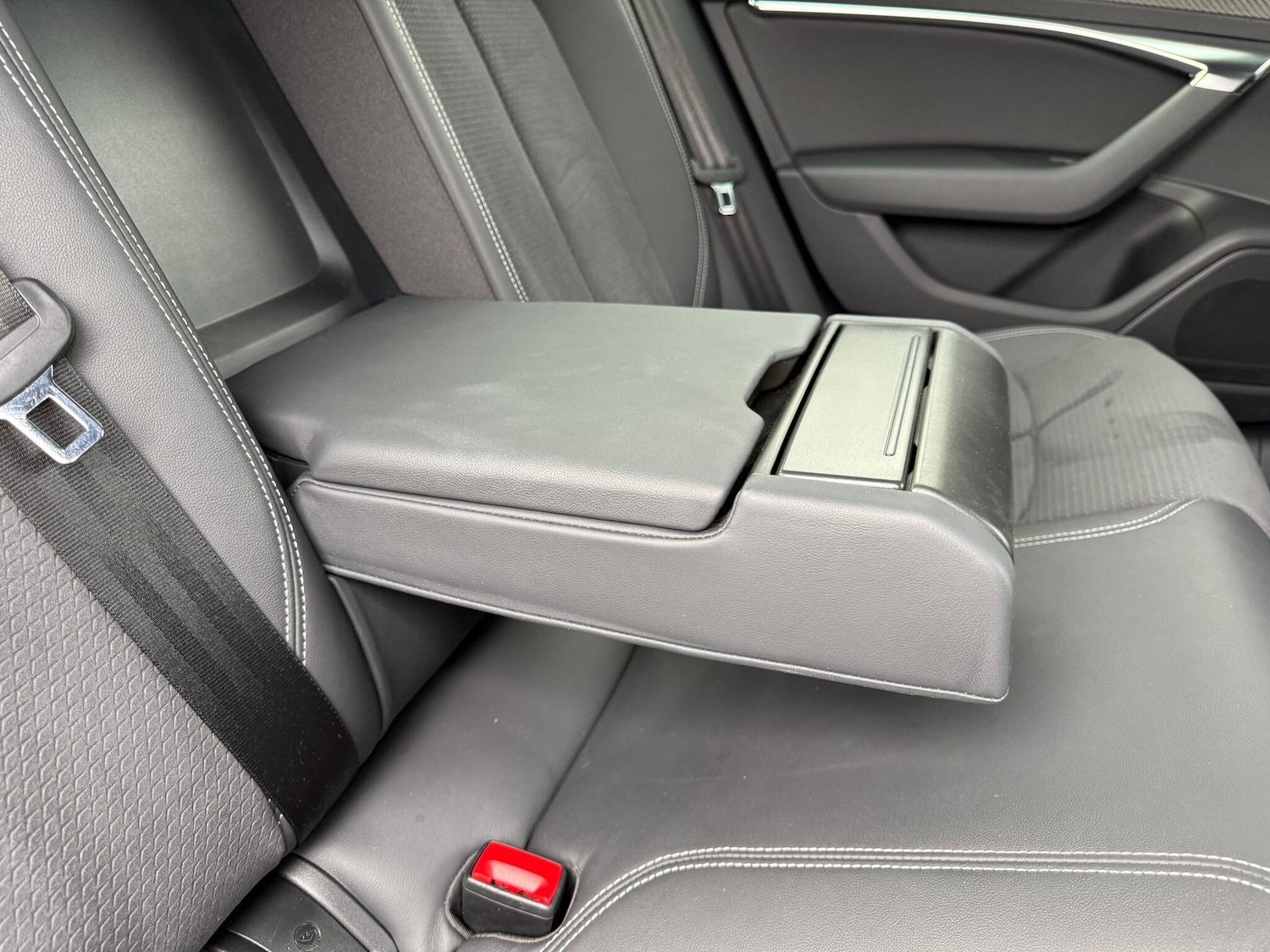 Used Audi A6 Saloon 2022 for sale - 76153147: Photo 45