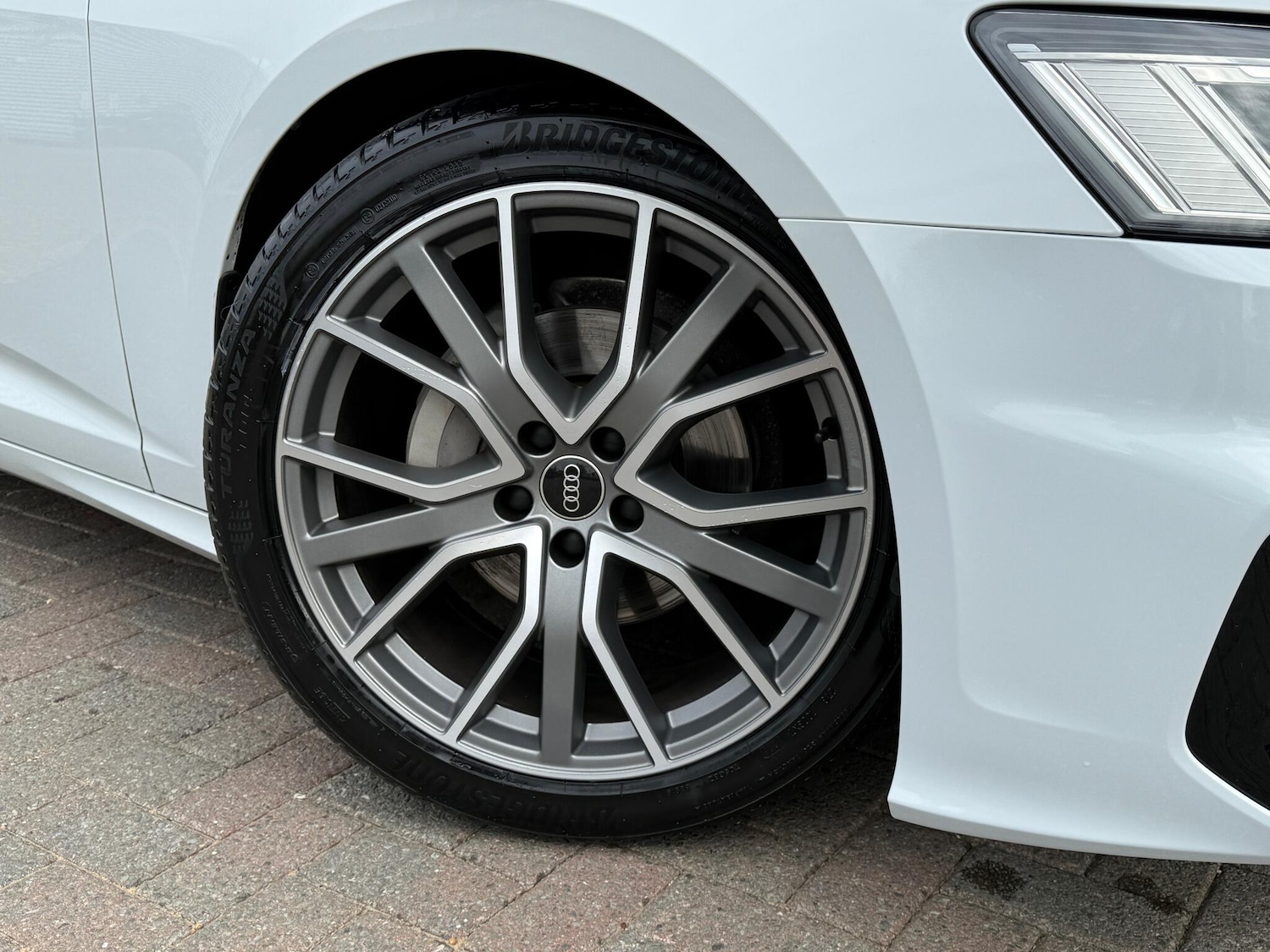 Used Audi A6 Saloon 2022 for sale - 76153147: Photo 8