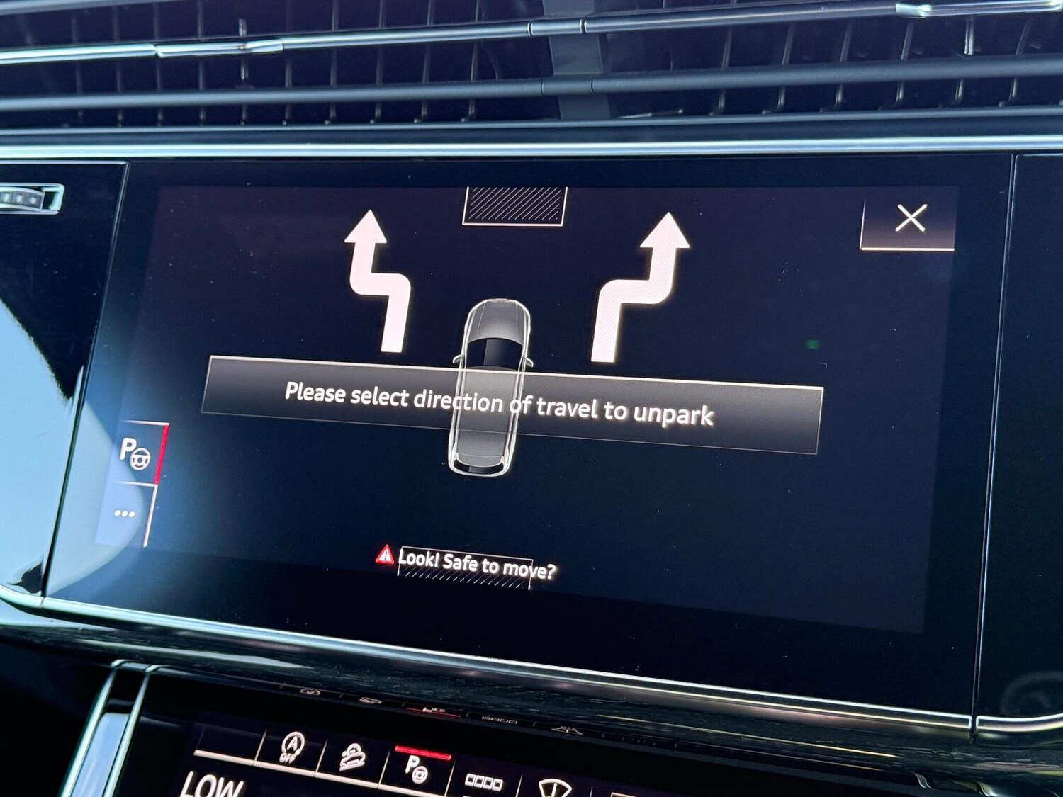 Used Audi Q7 2023 for sale - 77469176: Photo 11