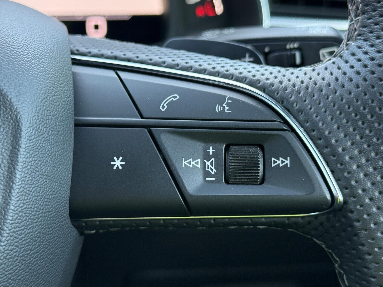 Used Audi Q7 2023 for sale - 77469176: Photo 28