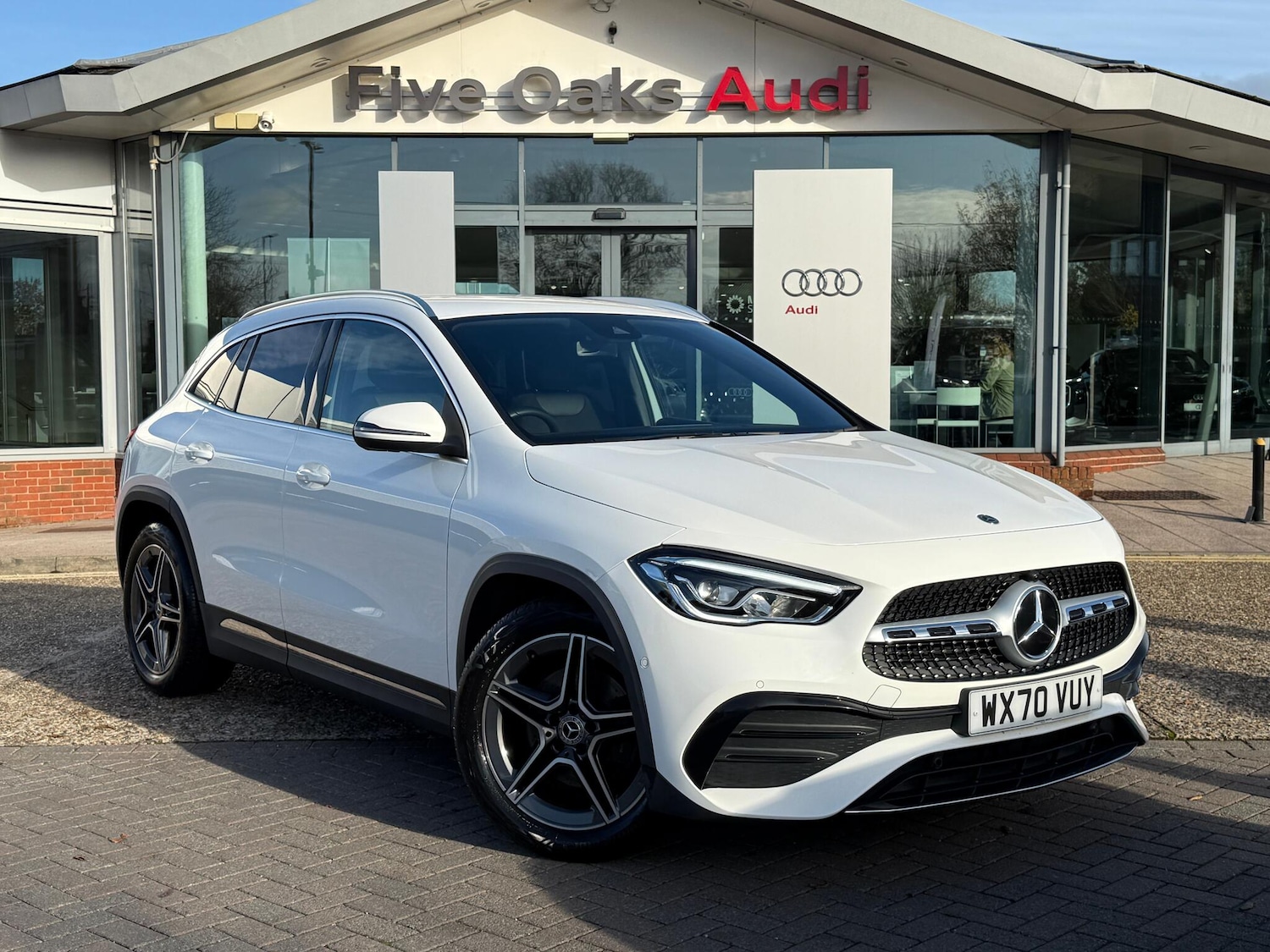 Used Mercedes-Benz GLA 2020 for sale - 76596936: Photo 1